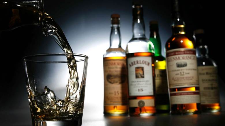 Blended Scotch Whisky gây ấn tượng nhờ hương vị hài hòa