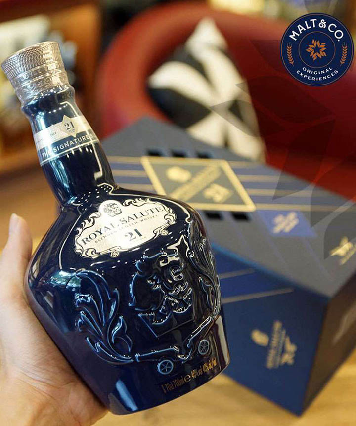 rượu Chivas Royal Salute 21 năm Signature Blend