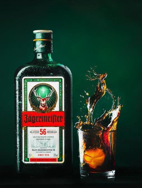 Hương vị của Jagermeister cực kỳ ấn tượng khiến cho người ta phải đắm say. 