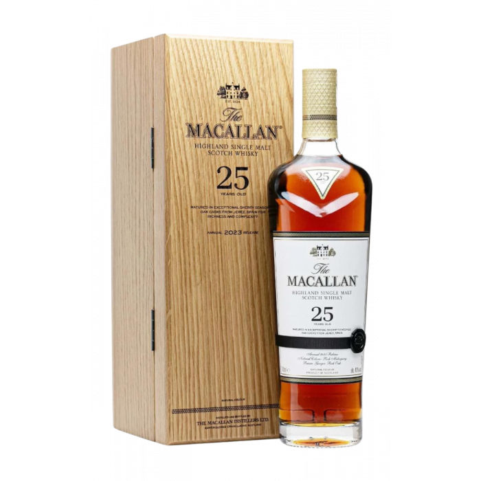 Sự kết hợp giữa thùng gỗ sồi sherry và whisky đã tạo ra một dải hương vị phong phú mà ít loại whisky nào có được.