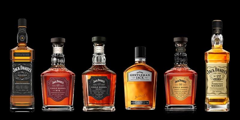 Muốn biết rượu Jack Daniel’s đã bị oxy hóa hay chưa dựa vào màu sắc và hương thơm của rượu. 