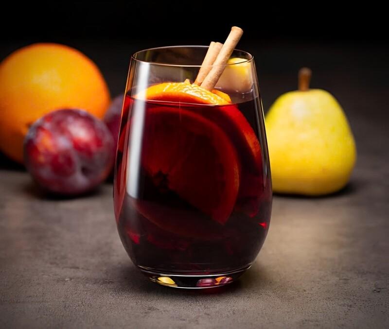 Món cocktail này được pha theo phong cách Mỹ có hương vị phóng khoáng.