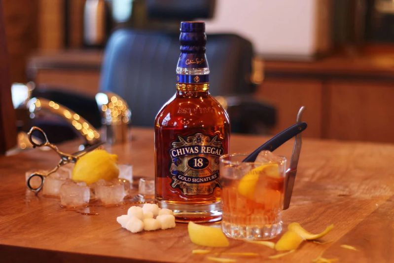 Chivas 18 và Chivas 15 khác nhau như thế nào?