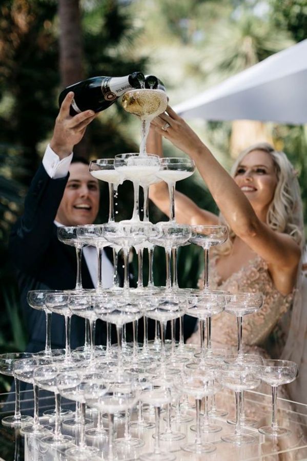Tại sao nên lựa chọn Champagne để khai tiệc đám cưới