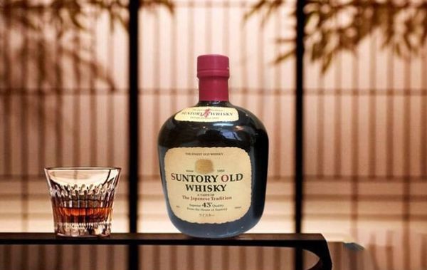 Rượu whisky của Tập đoàn Suntory hiện đang được người tiêu dùng tại Việt Nam ưa chuộng. 