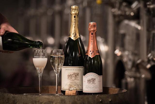 phân phối rượu Champagne