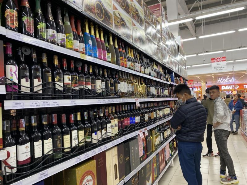 Phân phối rượu cho cửa hàng mini mart