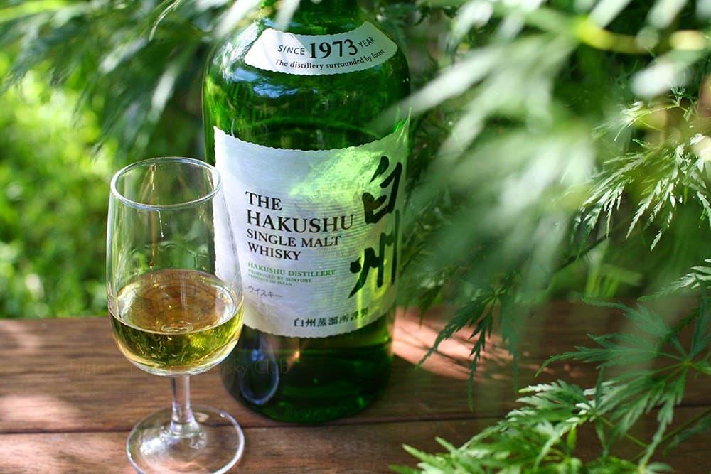 Hakushu là dòng rượu whisky có hương vị thảo mộc đặc trưng của Nhật Bản. 