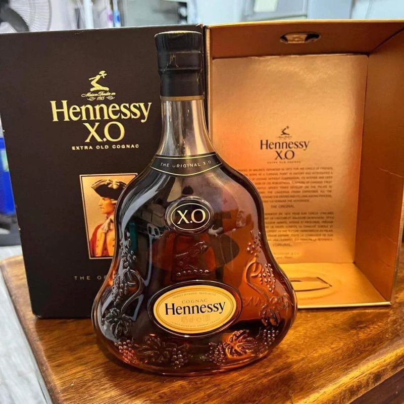 phân phối rượu hennessy