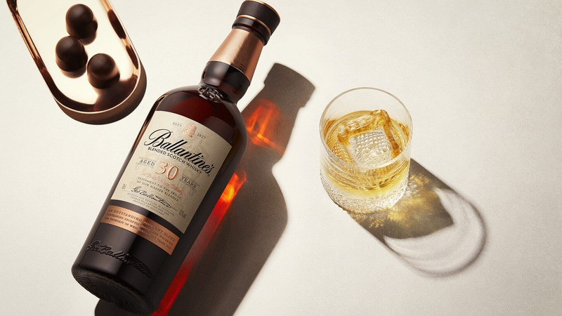 Cách uống rượu Ballantines ngon