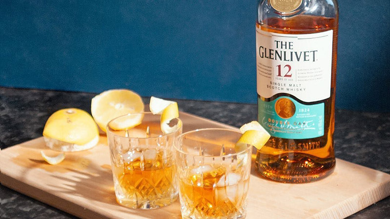 thưởng thức rượu glenlivet ngon