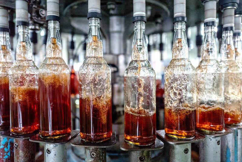 quy trình sản xuất rượu rum