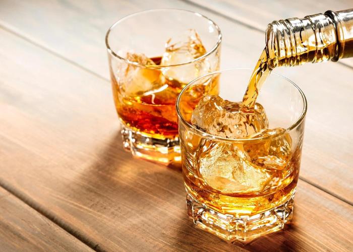 thị trường whisky năm 2025