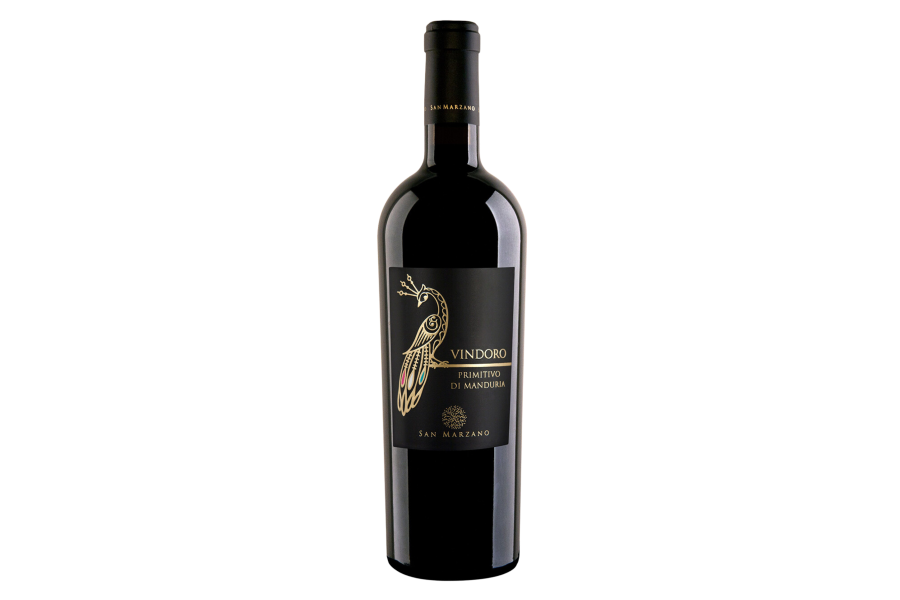 Rượu vang con công