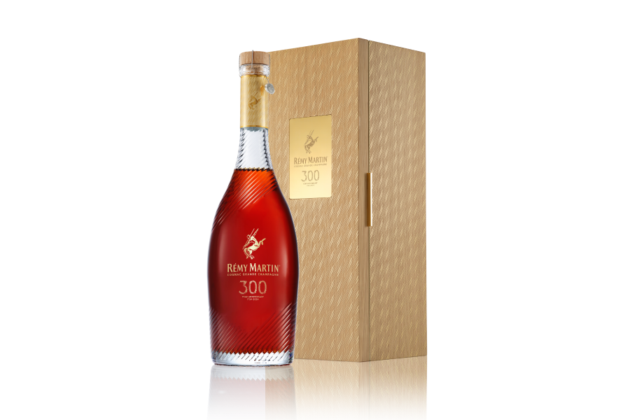 Remy Martin 300 năm Anniversary hộp quà tết 2025