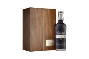 Rượu Ballatine's 40 Year Old